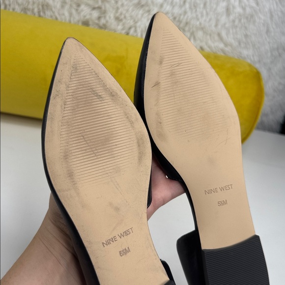 Nine West • Women's Saige Ballet Flat • Black
 🖤 Size 5.5 M • So feminine! 😍 - Picture 14 of 17